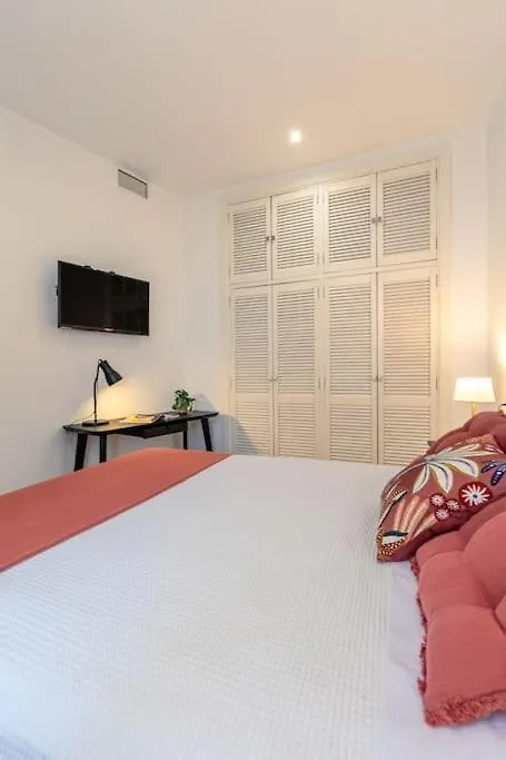Apartment Avanti Hercules Seville